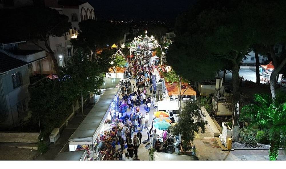 "Baharın Başkenti" Bayındır, 27. Uluslararası &Ccedil;i&ccedil;ek Festivali'ne Hazırlanıyor