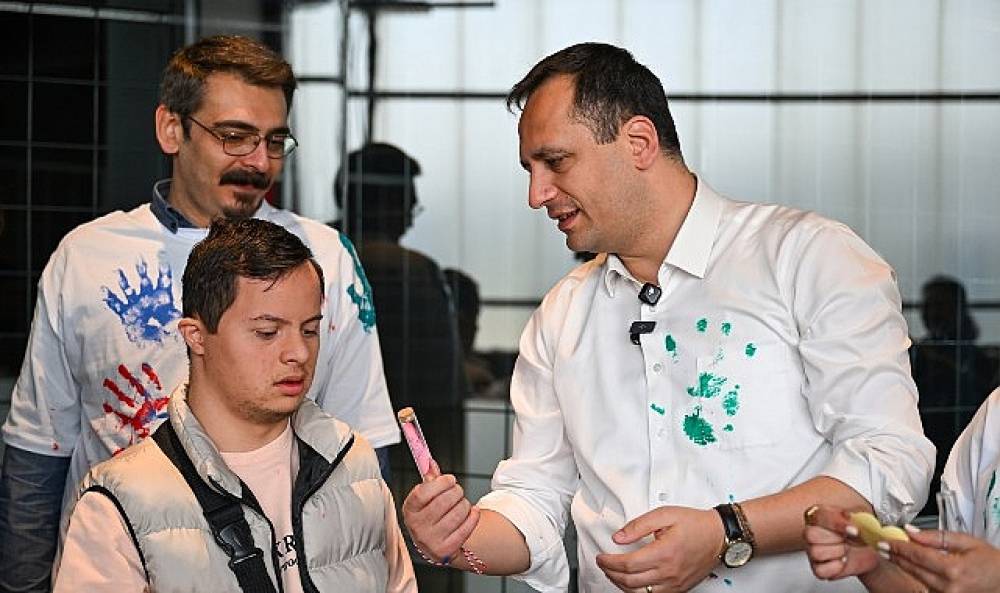 Bornova'da sevginin izleri toprağa kazındı