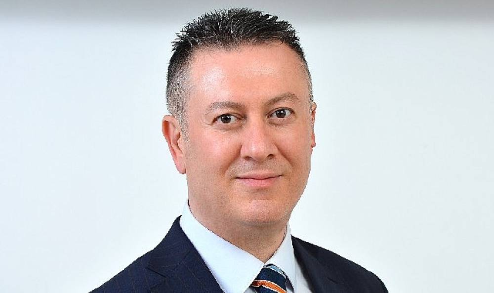 Gayrimenkulde 30 yıllık ekol: &Ccedil;ağla Mıdık'ın yetiştirdiği danışmanlar bug&uuml;n sekt&ouml;re y&ouml;n veriyor!