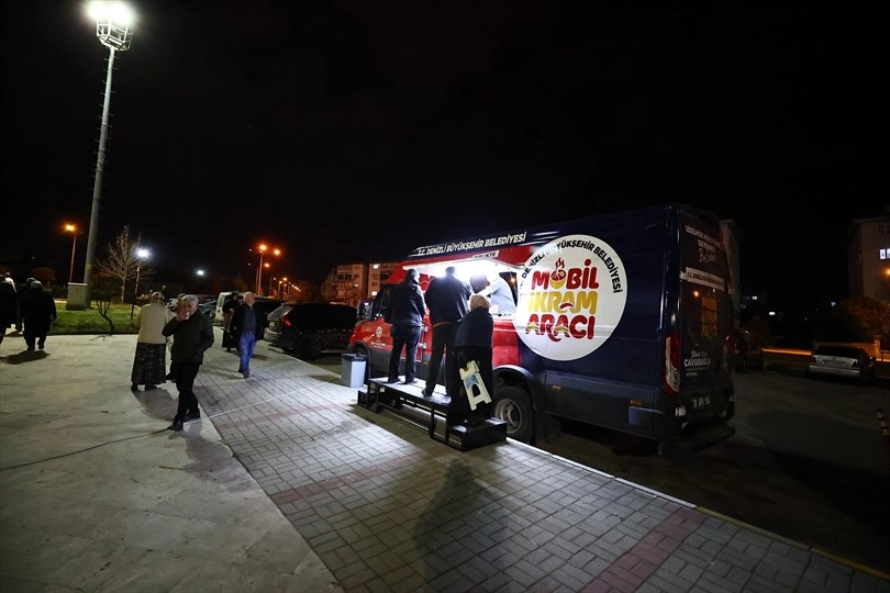 Denizli'nin Mobil İkram Araçları 250 Bin Kişiye Ulaştı