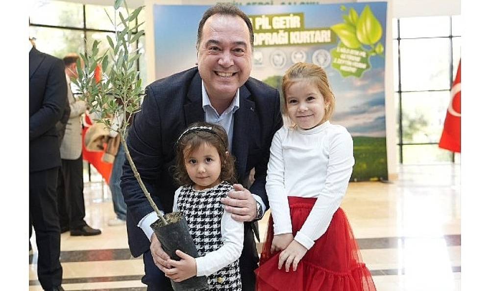 Büyükşehir'den Örnek Çevre Projesi: Atık Pil Getirene Zeytin Fidanı