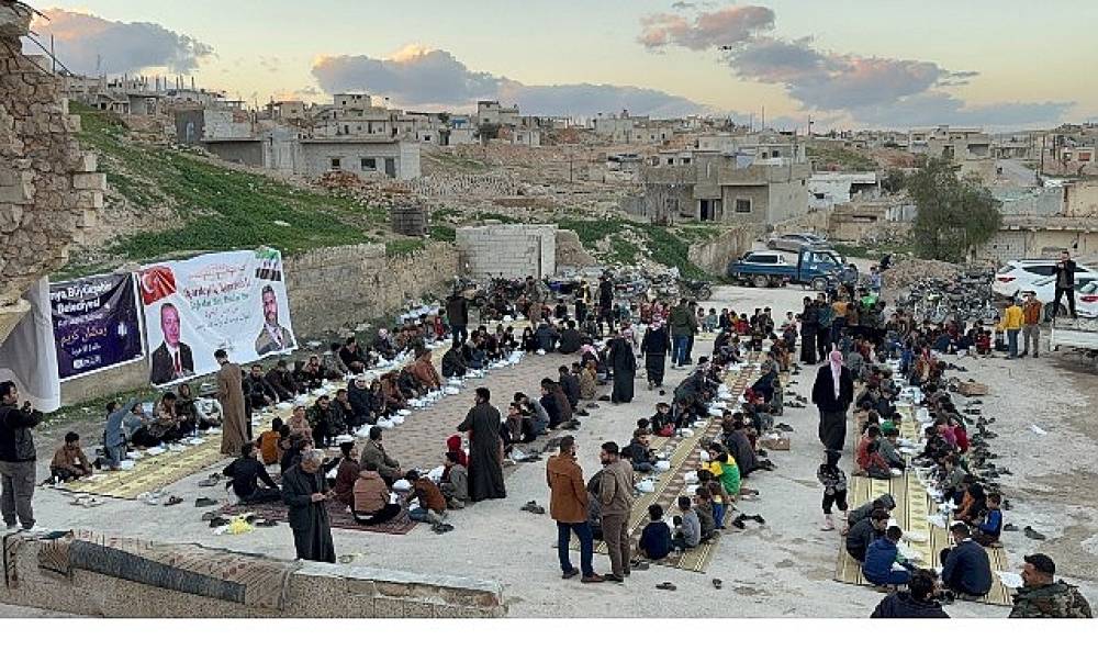 Konya B&uuml;y&uuml;kşehir Suriye'nin 3 Şehrinde İftar Sofraları Kuruyor