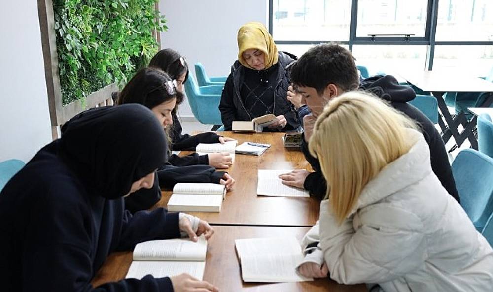 B&uuml;y&uuml;kşehir'in &ldquo;Beyaz Kalpleri" umut sa&ccedil;ıyor