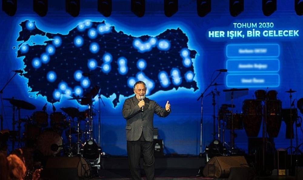 Tohum Otizm Vakfı 23. Yıl Gala Gecesi'nde 2030 Vizyonunu Paylaştı:  &ldquo;Hedef, Dijitalleşme ile Nitelikli Eğitimi T&uuml;rkiye'nin Her Yerine Ulaştırmak"