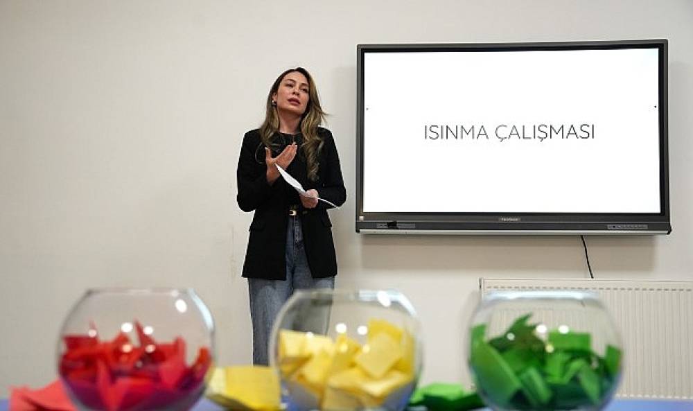 Ke&ccedil;i&ouml;ren Belediyesi'nden Kadınlara &Ouml;zg&uuml;ven Aşılayan Program