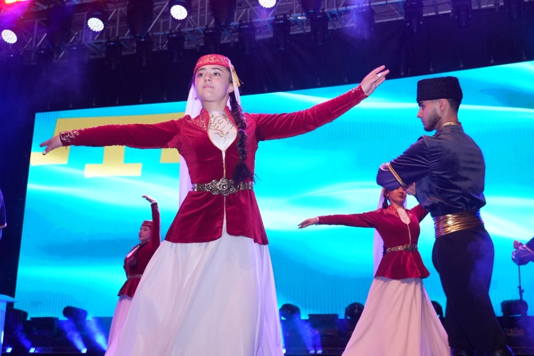 Keçiören Türk Dünyası Şöleni Renkliliğiyle Devam Ediyor