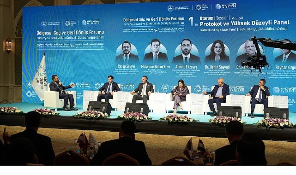 6 &Uuml;lkeden &Uuml;st D&uuml;zey Katılımla B&ouml;lgesel G&ouml;&ccedil; ve Geri D&ouml;n&uuml;ş Perspektifleri Forumu Ankara'da Ger&ccedil;ekleştirildi