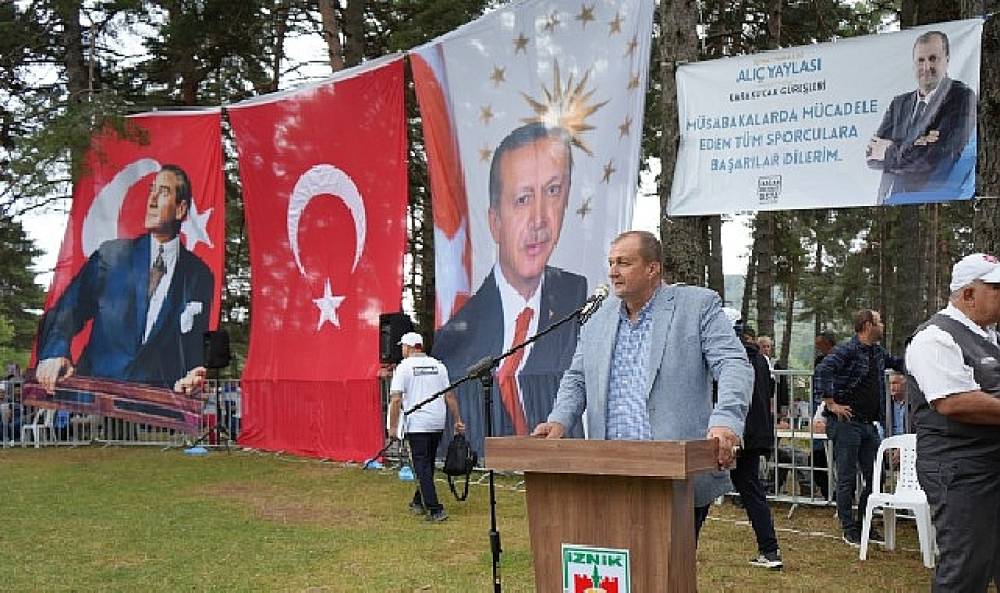 Alı&ccedil; Yaylası'nda Kıran Kırana G&uuml;reş