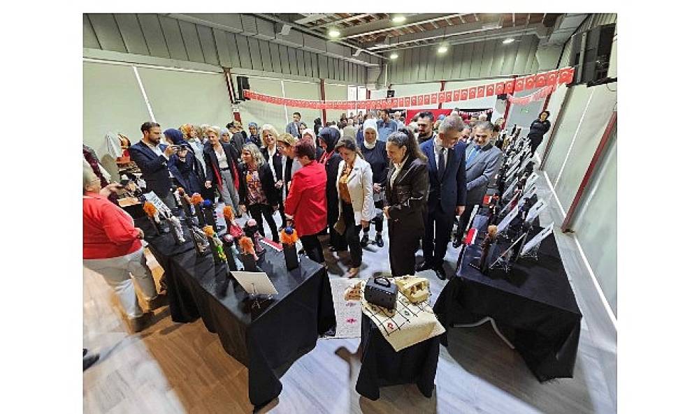 Kahraman Türk Kadınları Gölcük'te Sanatla buluştu