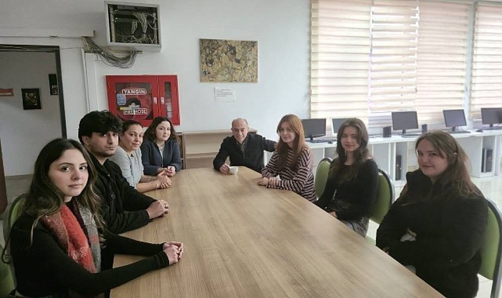 Do&ccedil;. Dr. Onur Oral, &ldquo;Obezite ile m&uuml;cadele; bilimsel ve uzun vadeli bir yaşam k&uuml;lt&uuml;r&uuml;yle başarıya ulaşabilir"