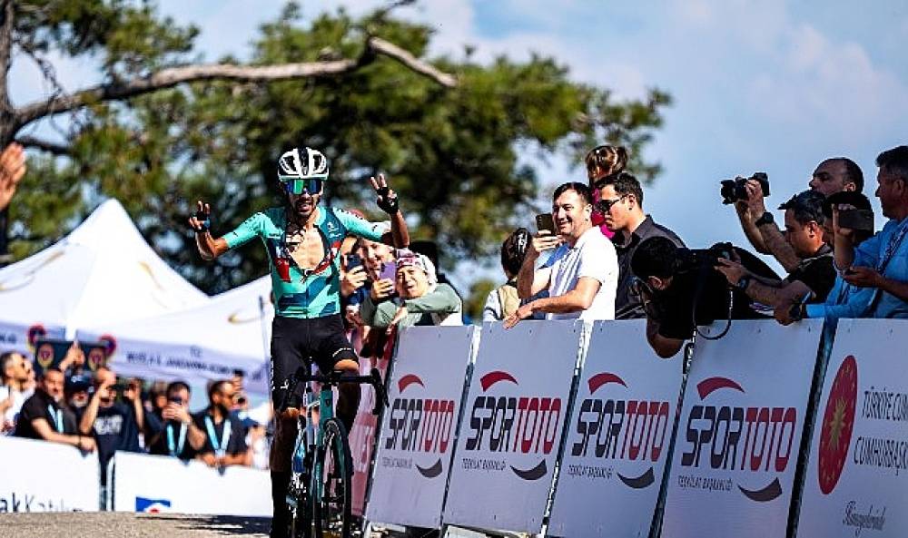 61. Cumhurbaşkanlığı T&uuml;rkiye Bisiklet Turu'nda 3. Etap Tamamlandı