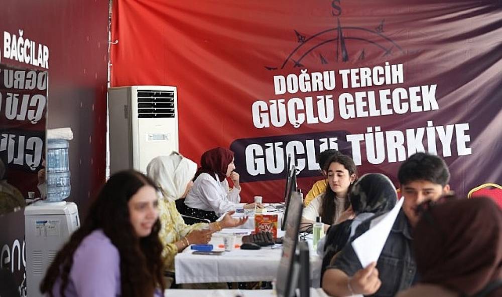 Bağcılar'da &uuml;niversite adaylarına &uuml;cretsiz tercih danışmanlığı