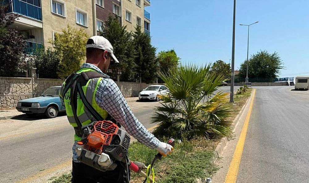&Ccedil;eştepe Mahallesi Muhtarından Başkan &Ccedil;er&ccedil;ioğlu'na Hizmet Teşekk&uuml;r&uuml;