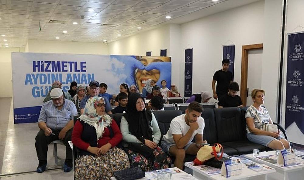 Başkan &Ccedil;er&ccedil;ioğlu Sağlık Hizmetlerini Vatandaşlar ile Buluşturmayı S&uuml;rd&uuml;r&uuml;yor