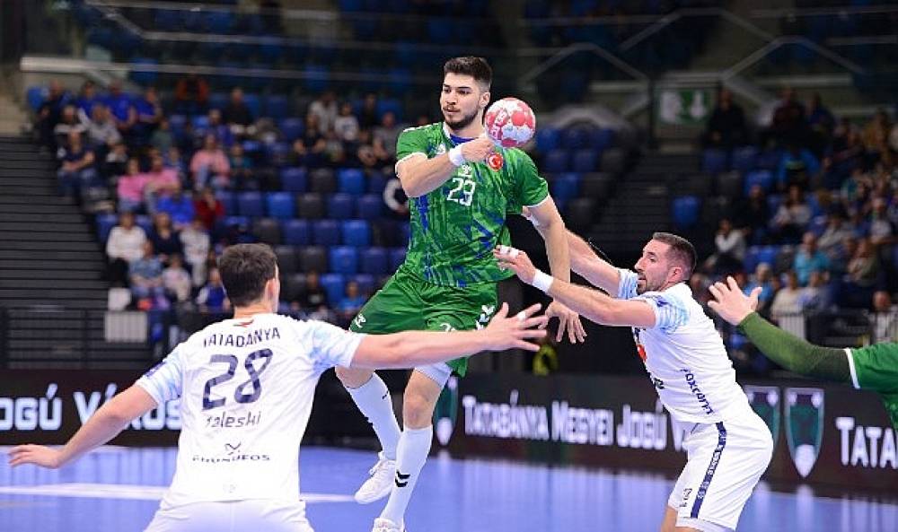 Nil&uuml;fer Belediyespor Macaristan'dan avantajlı d&ouml;n&uuml;yor