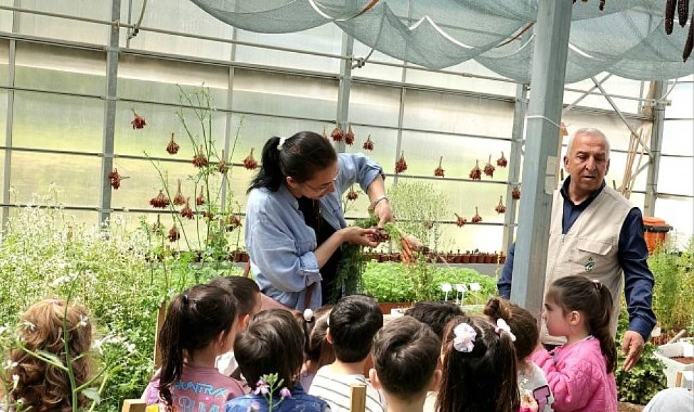 &Ccedil;ocuklar Toprak Sevgisini Osmangazi'de &Ouml;ğrendi