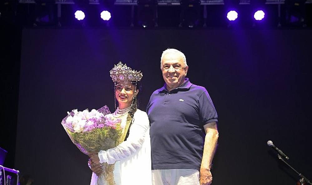 9. Uluslararası Nil&uuml;fer Caz Festivali Emel Mathlouthi konseriyle sona erdi