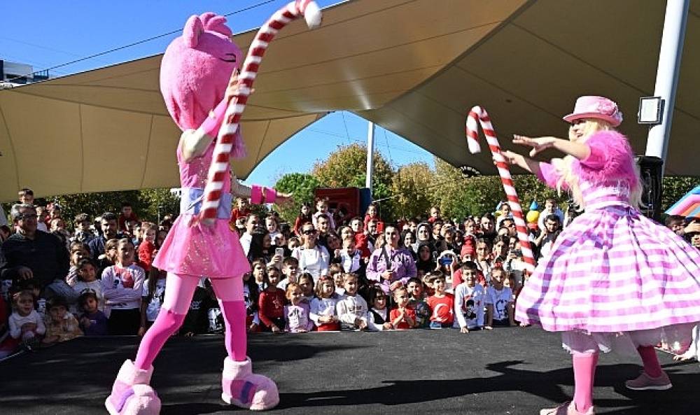 Cumhuriyet'in Çocukları Bayram Coşkusunu Doyasıya Yaşadı
