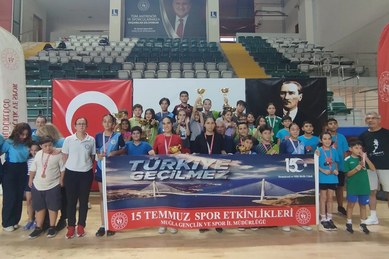 Muğla Masa Tenisi Turnuvasında Büyük Başarı