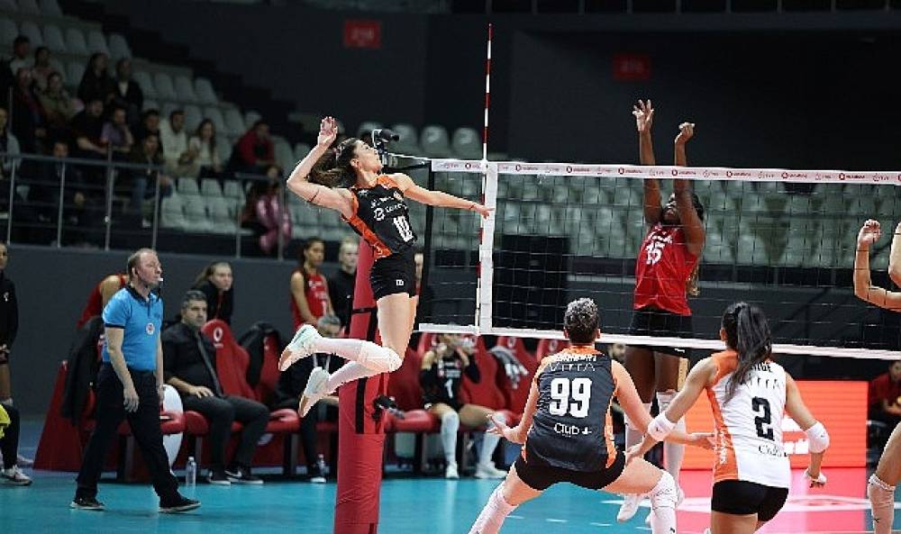 Eczacıbaşı Dynavit'ten, THY deplasmanında galibiyet