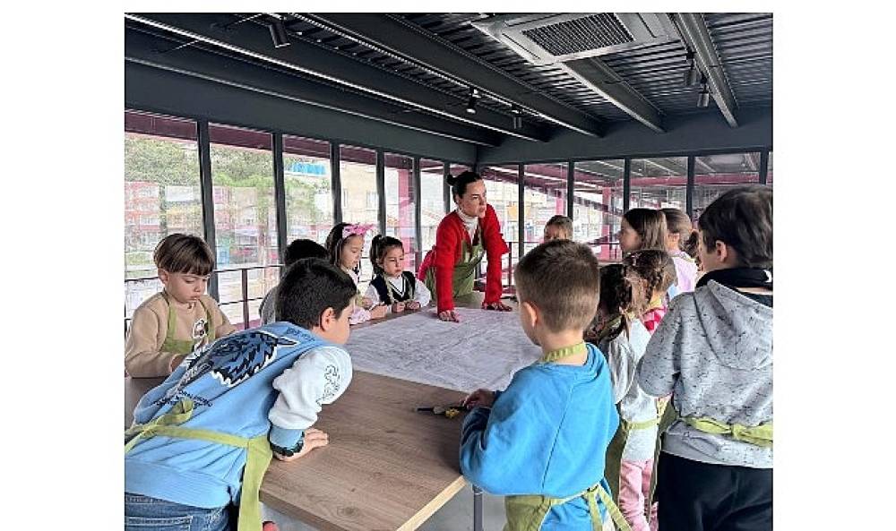 Nil&uuml;fer'de yarıyıl coşkusu sona erdi