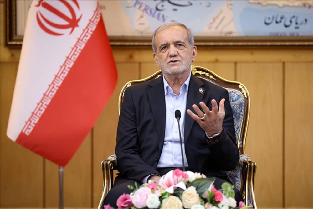 Pezeşkiyan: İran'da fitne planlarını Trump ve siyonist rejim y&uuml;r&uuml;t&uuml;yor