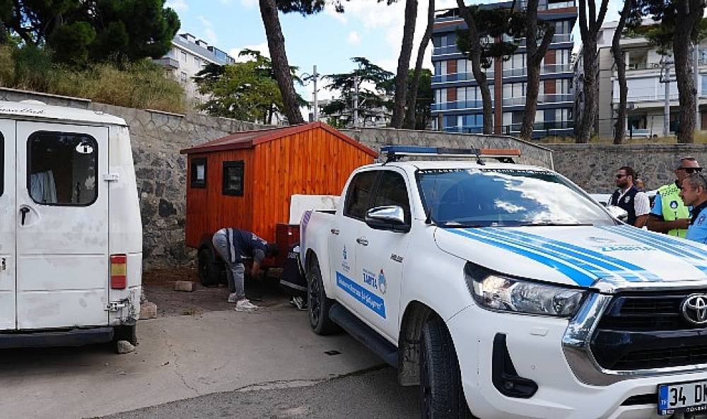 Maltepe Sahilinde Karavan Denetimleri Aralıksız S&uuml;r&uuml;yor