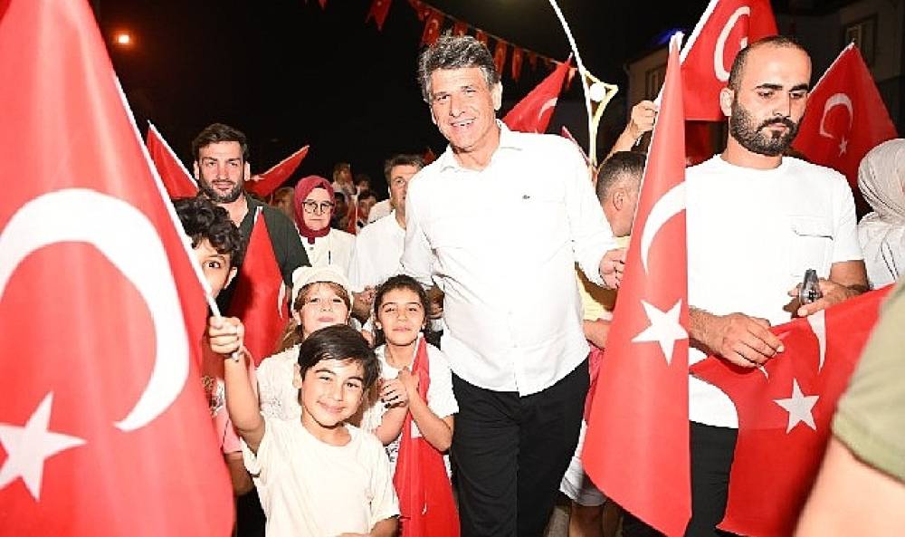 Kartepe'de Zafer Bayramı Coşkusu