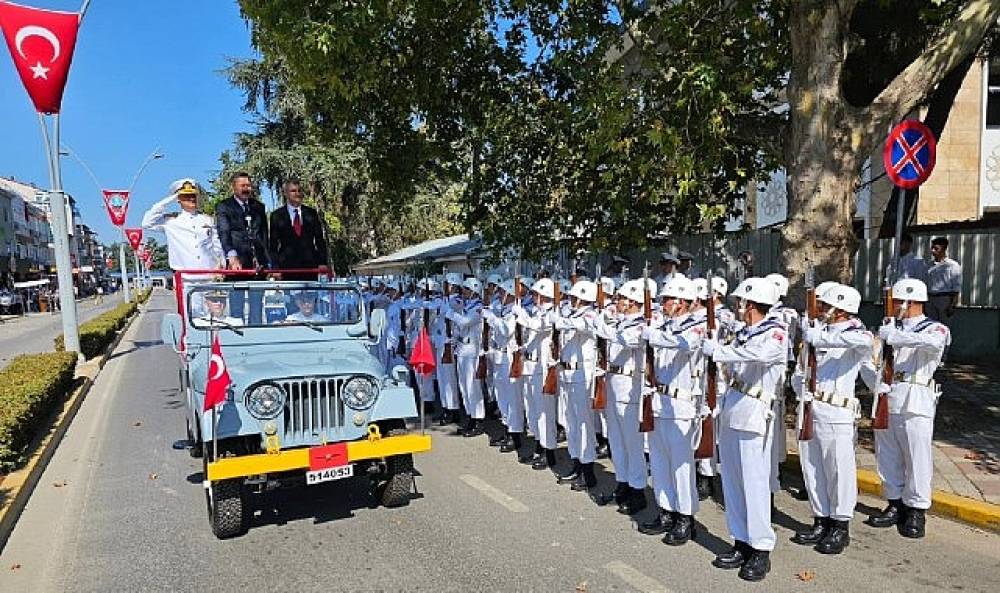 Gölcük'te Zafer Bayramı Coşkusu