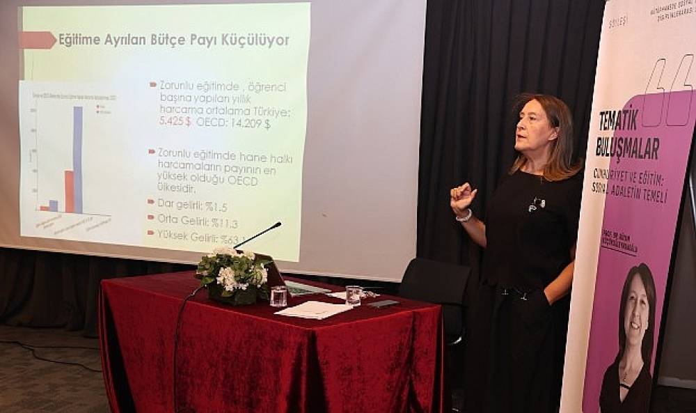 Nilüfer'de Cumhuriyet ve eğitim vizyonu konuşuldu