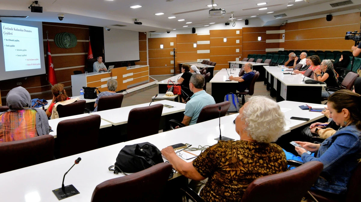 BORNOVA'DA SEBZECİLİK EĞİTİMİYLE TARIMSAL BİLİNÇLENME ADIMI