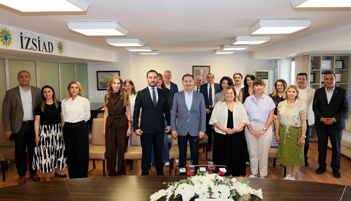 İZSİAD’DAN ULUSLARARASI TİCARETTE HUKUKİ UYARILAR: ALMANYA YASASI VE SÖZLEŞMELER ÖNE ÇIKIYOR