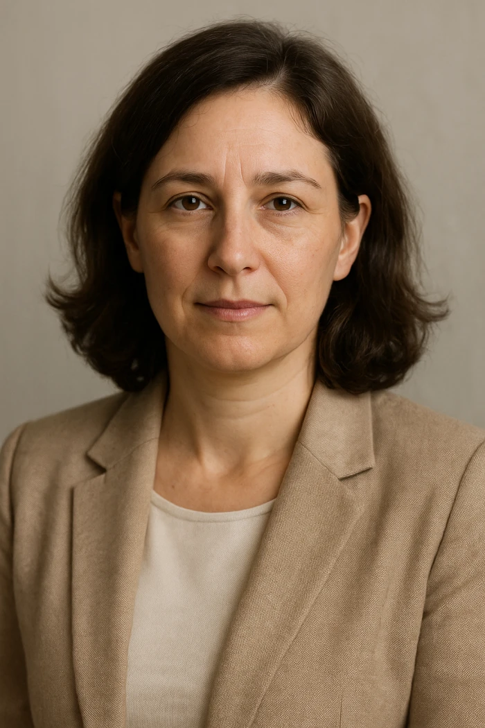 Dr. Melis Arslan